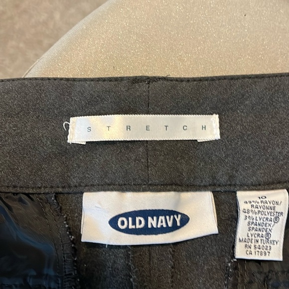 Gray Old Navy, women/business dress pants size 10. Stretch fit for comfort. - Picture 4 of 10